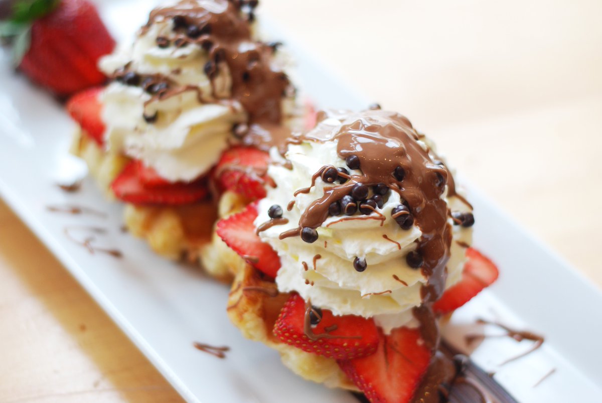 Envie de satisfaire votre dent sucrée en ce dimanche ?! 
Succombez pour notre gaufre classique. Vous ne serez jamais déçu 😘
---
Do you want to satisfy your sweet tooth?!
Taste our classic waffle. You will be never disappointed 😘