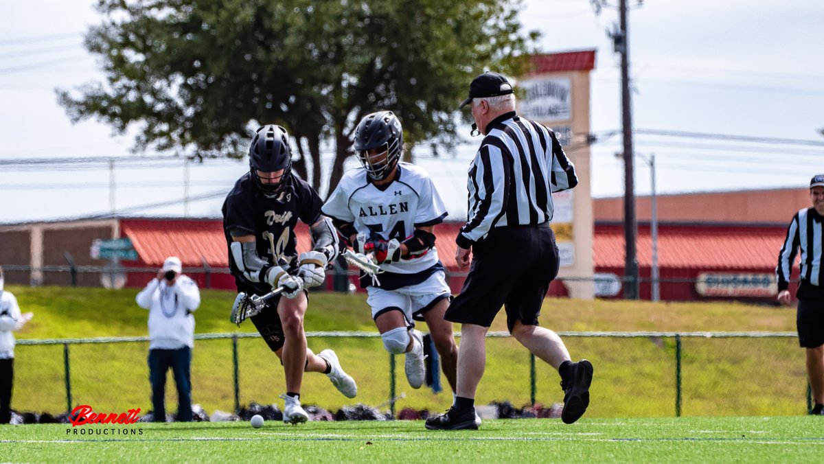 Adam Bennett tweet media