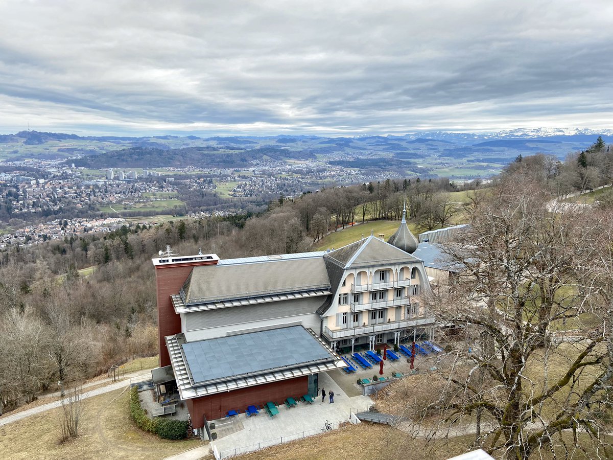 heimgartnerstef's tweet photo. Sonntagsausflug auf den Gurten.... wunderbare Sicht auf das Bundeshaus und mein 3. Zuhause ๐
#parlCH #gurten #3rdhome https://t.co/DpGoNVZVNQ