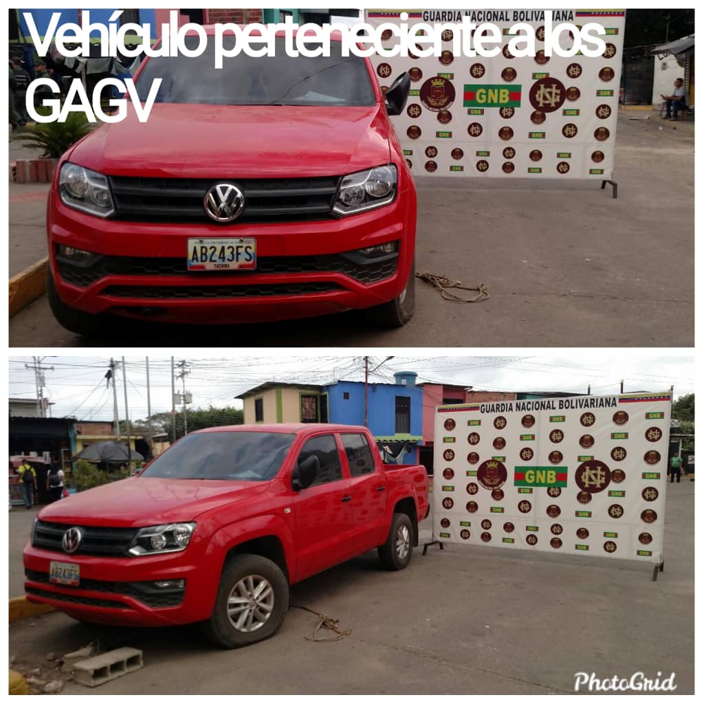 Redi_andes's tweet photo. #23FEB20||@Redi_andes/ Op. Escudo Bolivariano 2020/ @Zodi_Tachira /Boca del Grita, Mncpo García de Hevia, incautación de vehículo, motos, radios, prendas militares, munición y equipos para procesar droga en vivienda utilizada por el grupo Paramilitar Colombiano los Rastrojos. https://t.co/r2SKvGuSCB
