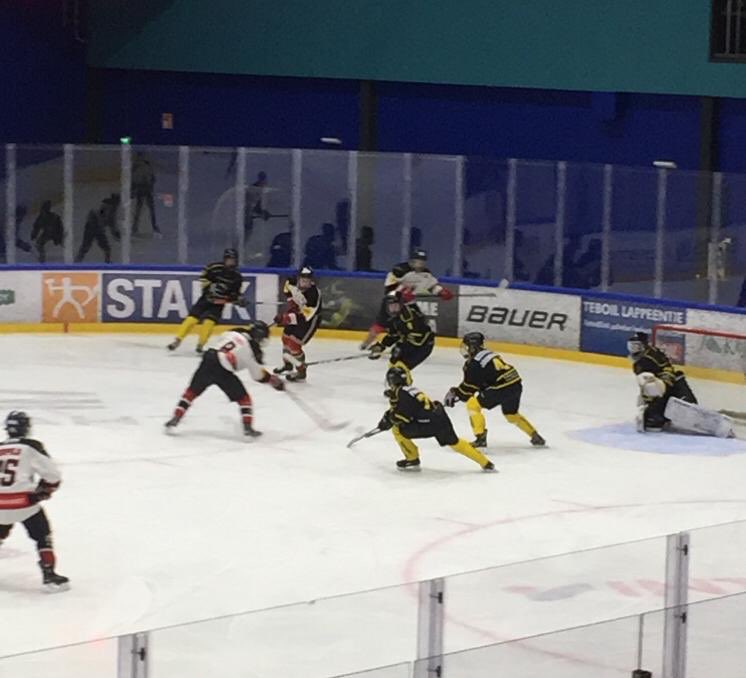 JunioriAssat's tweet photo. C1-nuorille 4-8 vierasvoitto SaiPasta!
Ässien Juuso Rajala teki ottelussa hattutempun 🎩
Patapaitojen lopuista maaleista vastasivat Jesper Vesterberg, Adam Zlnka,Tomek Haula,Aaron Koskinen ja Sebastian Zurek!
Ottelun tilastot 👉 https://t.co/Wi6gqZ0Urd
#Ässät #YHDESSÄ #CSMfi https://t.co/nYC7AAk49y