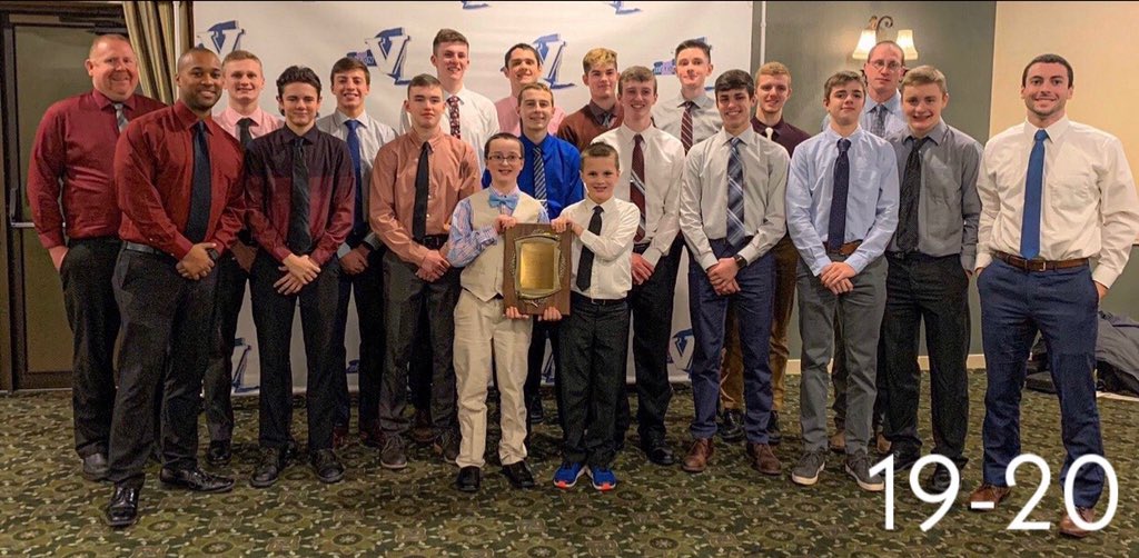 CalMumHoops's tweet photo. Last 8 years...
☑️Tremendous Talent
☑️Ultimate Dedication
☑️Relentless Pursuit
☑️Team Mentality
4️⃣ #1 Plaques
12-13: 17-3
14-15: 21-2
18-19: 22-2
19-20: 17-3*
Tradition never graduates...stay tuned for our next chapter starting Friday night!
#CalMum🏀
#TogetherWeCan https://t.co/ekT4bDByn5