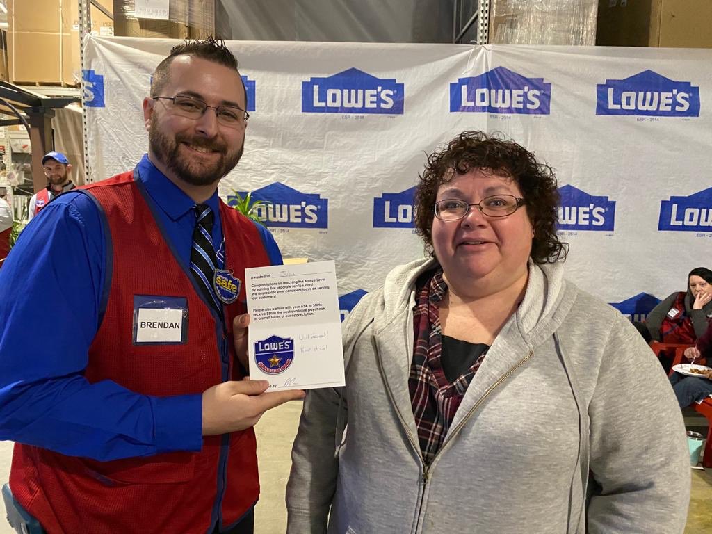 BrendanColner's tweet photo. Awesome #winningtogether meeting at #lowesofpotsdam ! Was able to share how to win 2020 as well as recognize some great associates, including a bronze star! @cag315 https://t.co/86Dbse7y3A