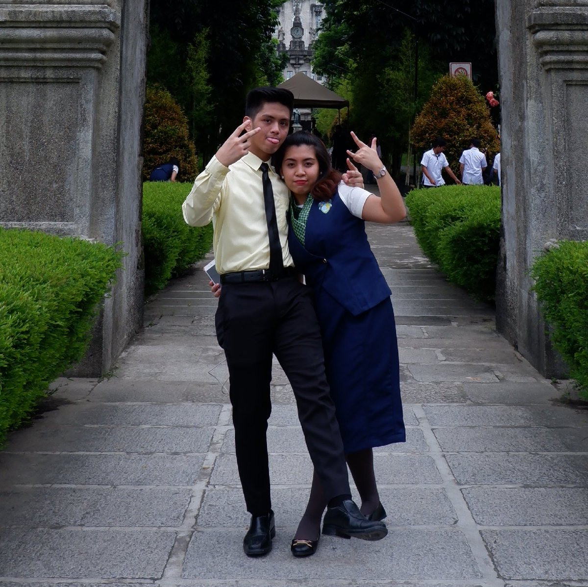 renepsd's tweet photo. Happy Birthday to my real OG @beaaavv 🥺 wish u all the best this life has to offer💛 samgyup na tayo😜🐷 https://t.co/f43TARBzl6