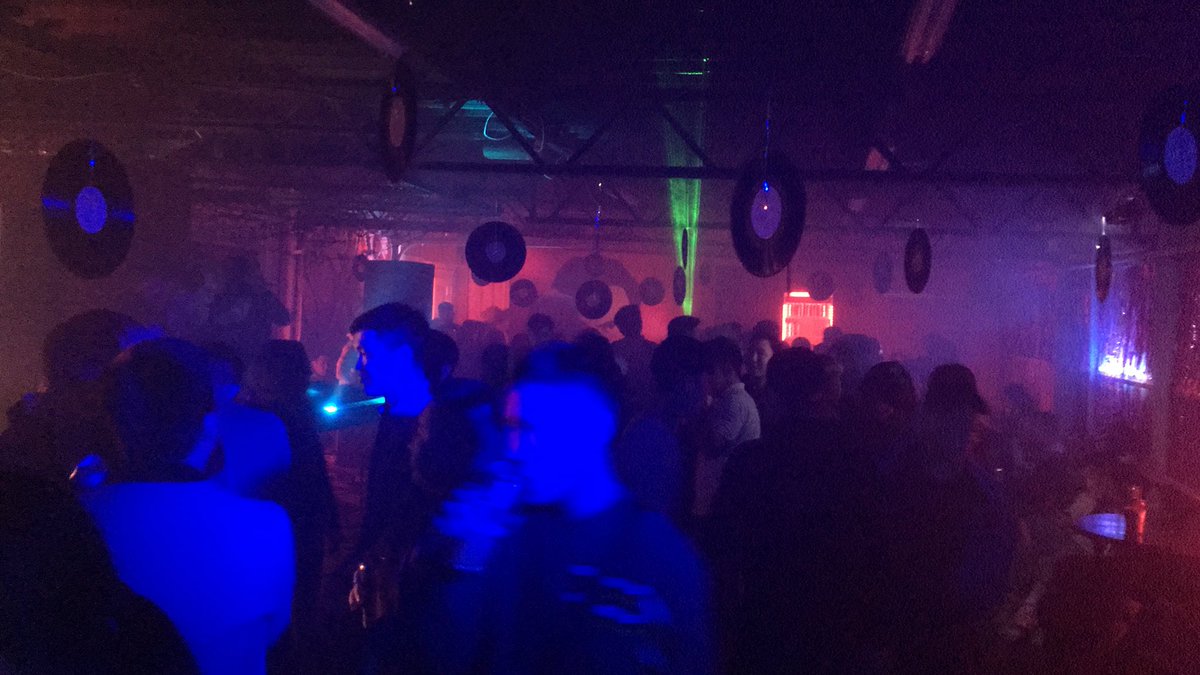 Тебе скучно? Подлетай к нам😏