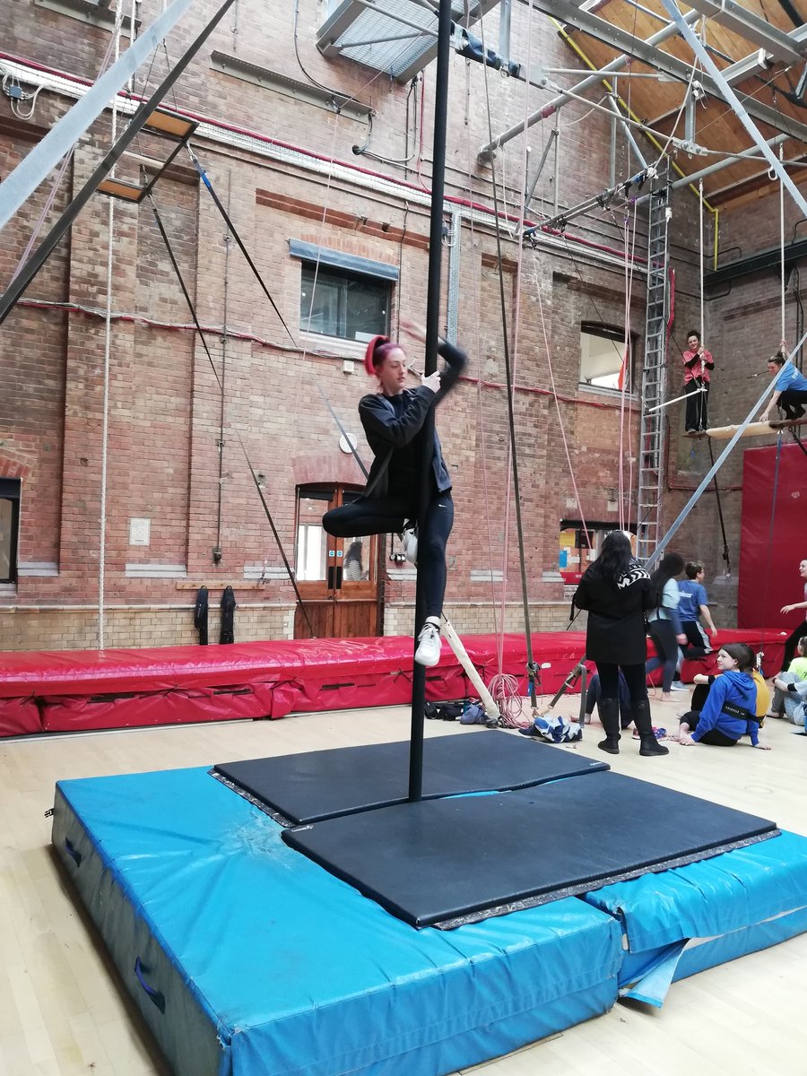 NBarnaville's tweet photo. Been working for @ArtspaceCind & @ArtShape supporting young people @NYCE flying high, balancing,tumbling & laughter this weekend @NationalCircus #circusforeveryone https://t.co/bpdsYSs2SN