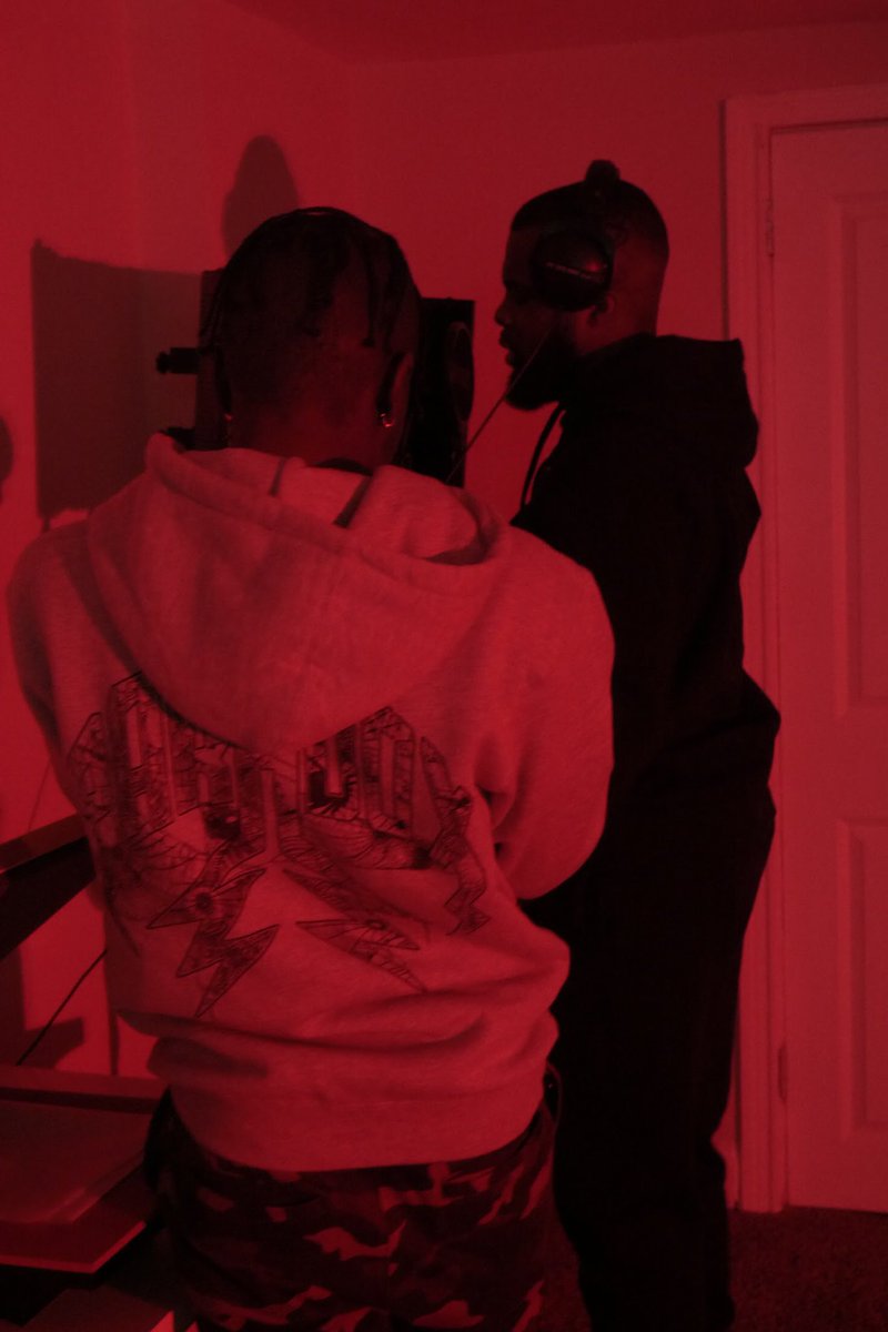 DrinoBaye's tweet image. Le Goat drop bientôt 🐐 #Highest99 #Goat