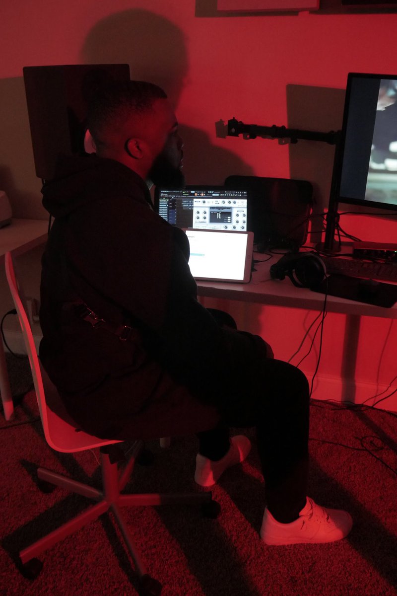 DrinoBaye's tweet image. Le Goat drop bientôt 🐐 #Highest99 #Goat