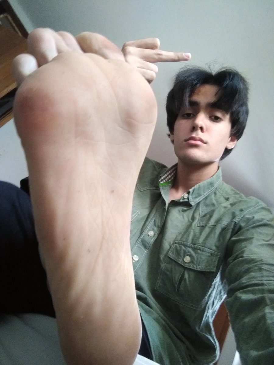 FinDGioRey's tweet photo. It's time to understand how superior my sole is. Appreciate it, worship it, but most importantly, SEND. 
      
#FinD #cashmaster #footmaster #footdom #footfag #solemaster #feetdomination #feetfetish #footsub #feetfag #footgod https://t.co/OCICIoE243