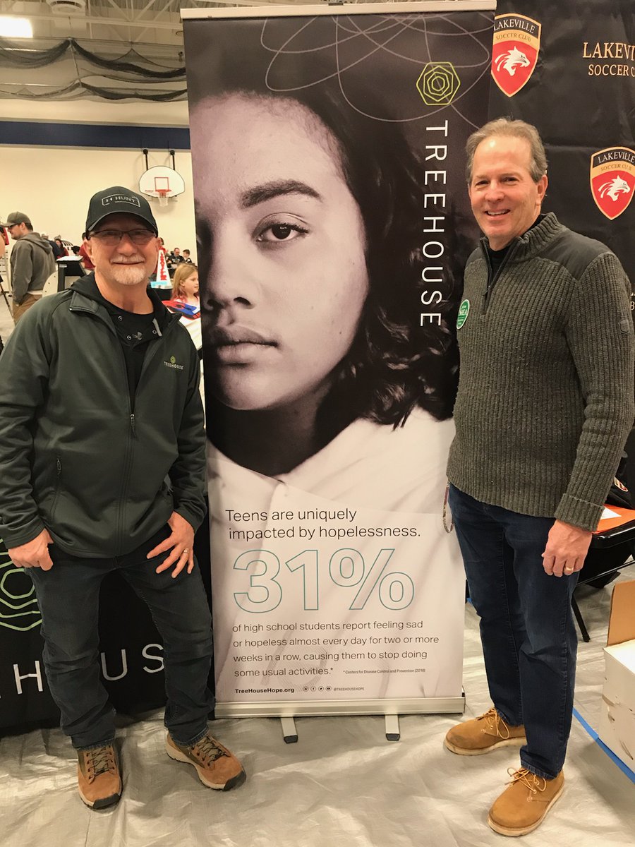 SheaMNSenate's tweet photo. We had a great time at the Lakeville area school activities and sports festival where I met with @treehouse program director, Bill Bard.
Looking forward to meeting even more of our community next Tues. at the DFL Precinct Caucus (7- 8:00 PM, Eagle Ridge Junior High). #Shea2020 https://t.co/CVHJGy9cmN