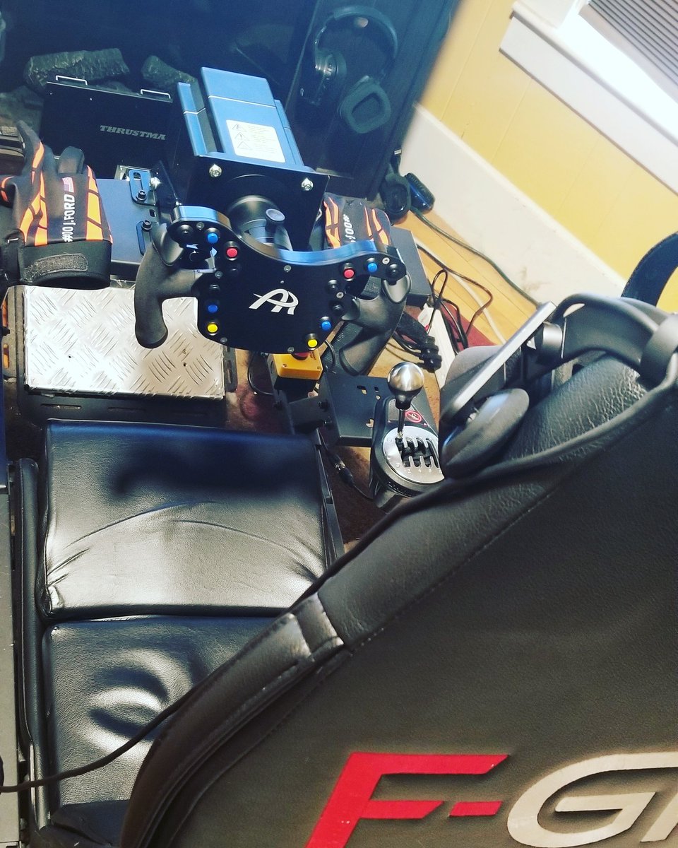 BurntOutSim's tweet photo. The #simucube2 pro and #ascherracing wireless wheel paired together is a sexy piece of artwork. I am also pleasenty suprised my #nextlevelracing F-GT is holding up without issue 🤟
#burntoutsimracing https://t.co/erkeqiSlQn