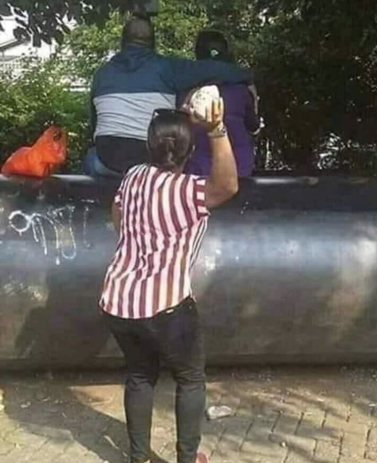 Adeyeni18's tweet image. There are some people somewhere that are having sex in this heat with no nepa light or gen, what if you both suffocate and die, what will you tell baba God 🤔🤔