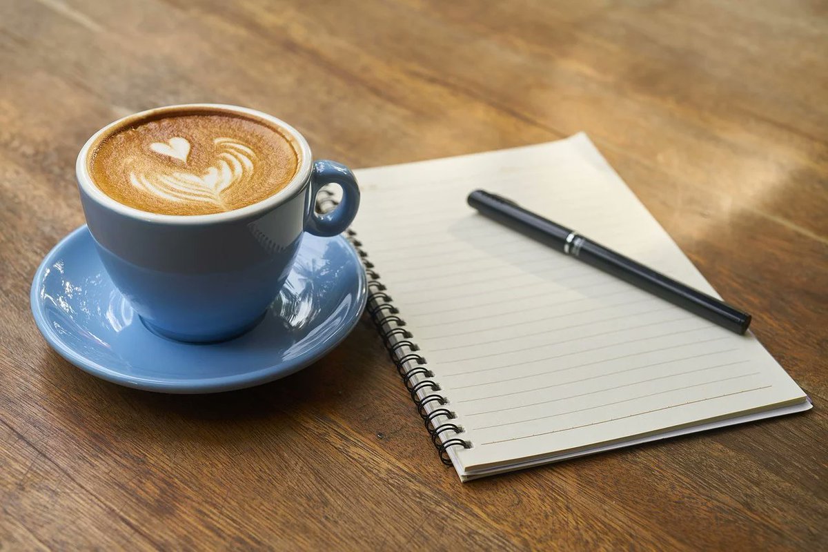 EatLiveEasy1's tweet photo. Here's a coffee in advance. #eat #live #easy #sunday😉 https://t.co/NxWHlPUwru