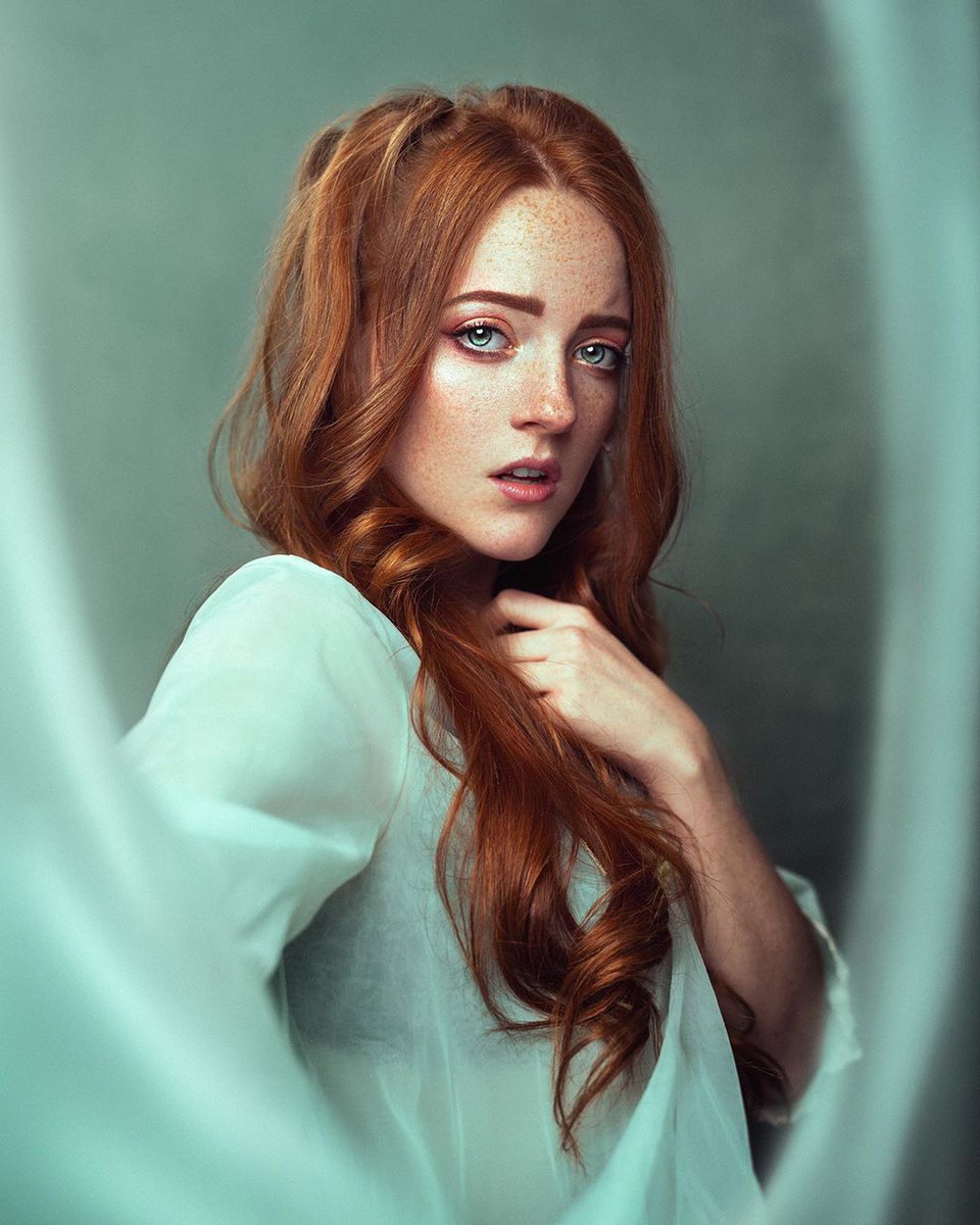 portraitistnet's tweet photo. Kaiti Mackenzie by https://t.co/WOaUX31aFH Alex Miller #portraitphotography #moodyports #beautyphotography https://t.co/cPMvnPr3KB
