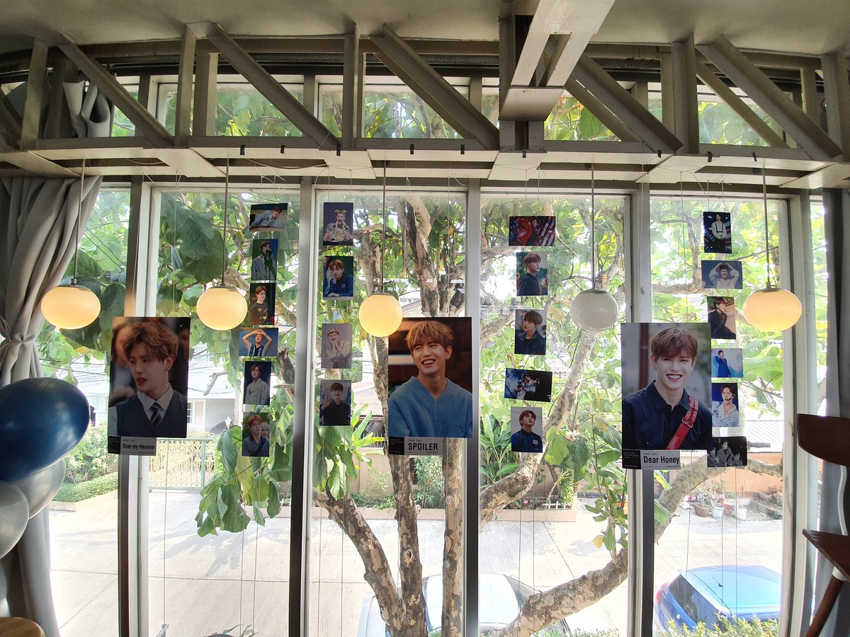 amp1619's tweet photo. ขอบคุณที่จัดงานดีๆแบบนี้ขึ้นมานะคะ ได้เจอช้อยส์เยอะมาก ๆ รูปเยอะมาก ๆ เลย😍 ของแจกก็เยอะมากด้วย
PS.ด้วยแต่แอบไม่กล้าคุยกับช้อยส์คนอื่น (รู้สึกสูงวัย555)
#SmileOfDonghun #Happydonghunday #Happy_Donghun_Day
#DONGHUN #동훈 #ACE #에이스 #ช้อยส์ #choicewithace @LeeDonghun_TH https://t.co/CtbeQfZB6K