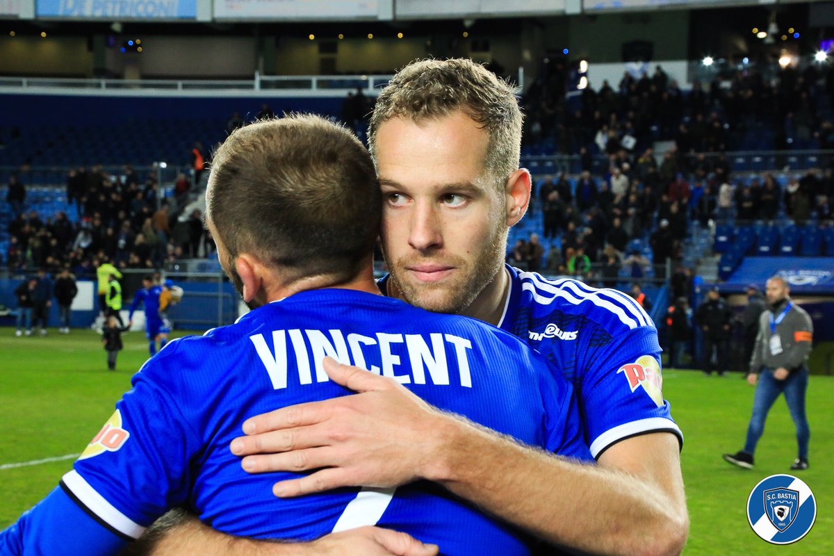 SCBastia's tweet photo. #SCBASMB | 2️⃣-1️⃣
I ritratti 📸
© Alex Negroni & Xavier Grimaldi (@Corse_Matin) https://t.co/sBDRh8JDRi