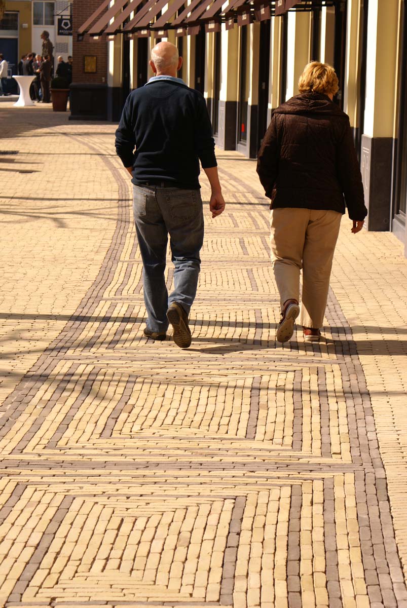 Vande_Moortel's tweet photo. Batavia Stad Outlet Centre is situated in Lelystad (The Netherlands).
Our shiny, elegant #AncienneBelgiquePaver Bronze Yellow fits pefect in its environment. The pattern created with our Camel paver accentuates the 'promenade' atmosphere. ๐
#ShapingPlaces #UniqueMaterials https://t.co/0hW3TY6dGE