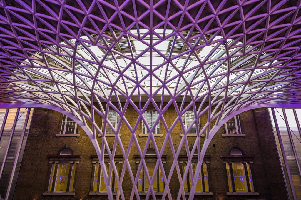 [THREAD]  #PictureOfTheDay 23rd February 2020: King’s Cross Station  #photooftheday https://sw1a0aa.pics/2020/02/23/kings-cross-station/