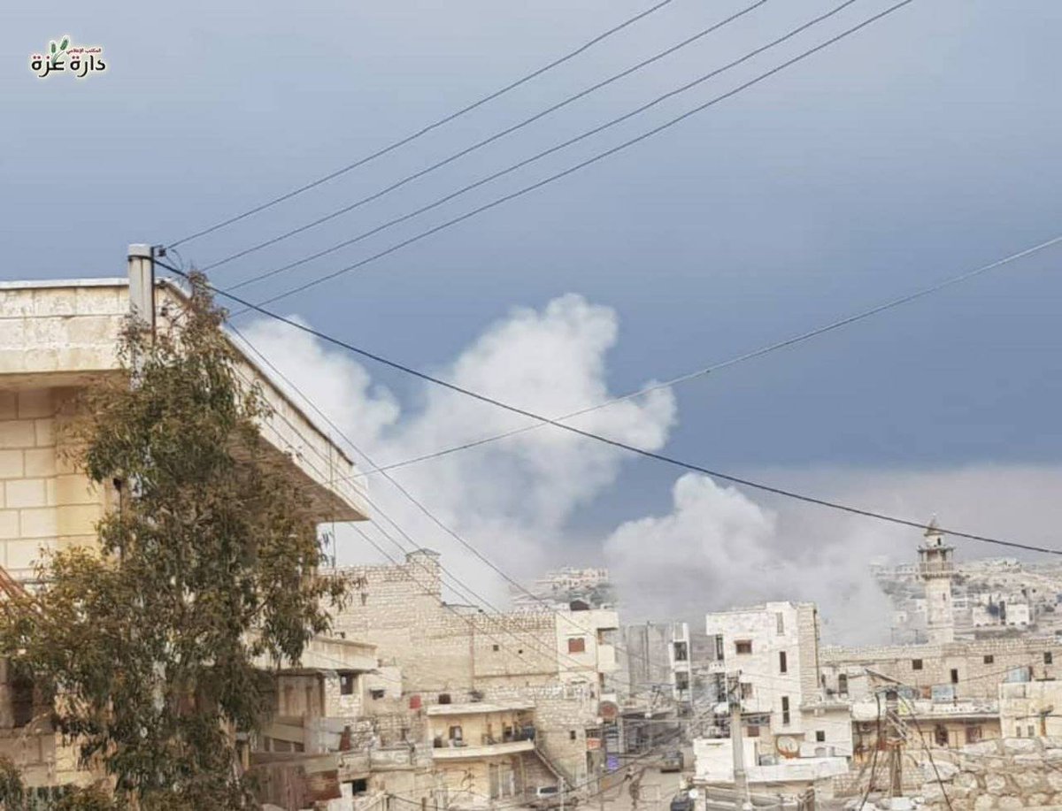 Tania_Tania_C's tweet photo. The effects of the destruction as a result of the missile and artillery shelling that targeted the city of Daret Ezza, which resulted in the killing of Mohamed Ahmed Saleh, and several injured.

#Dar_Ta_izzah
#دارة_عزة
#دارةعزة
#AleppoUnderFire
#Syria https://t.co/0KYWyzfNr8