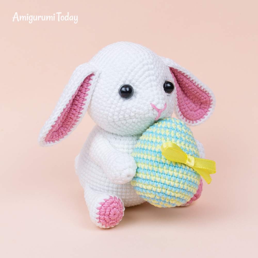 shakymonkeycom's tweet photo. This cute lop-eared bunny can make a perfect Easter gift! 🐰🥚🥰

Crochet it with our pattern ➡️  https://t.co/jtQU0uPaed https://t.co/Dg0nYZReLD #amigurumi #chroche #pelus #oyuncak #orme #shakymonkey #tshirt #brand #design #cloth #tee