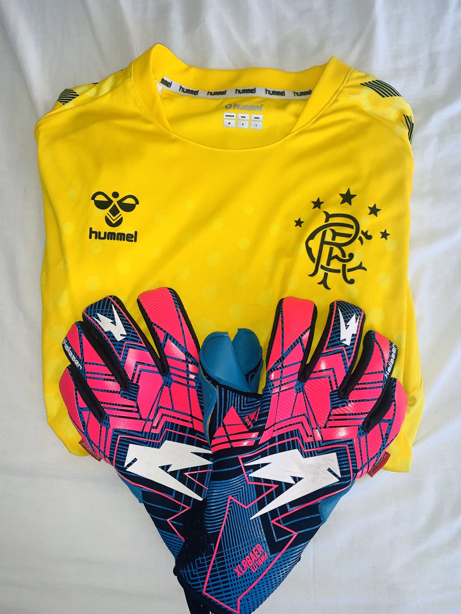 pollard_truly's tweet photo. Can’t wait for the season to start with @RangersWFC under 19s and to flag bear at Ibrox for the European match against Braga is just the beginning of the great opportunities ahead🔵⚪️🔴⚽️  Thank you @KAGoalkeeping for supplying my gloves 🧤😋 https://t.co/PsXRnmpKIc