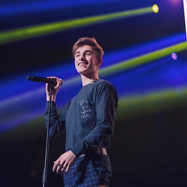 orlndofever's tweet photo. 🚨Retweet this tweet to vote for #JohnnyOrlando in the category 'Favorite Social Music Star’ of the 2020 Kids Choice Awards🚨

#KCA #VoteJohnnyOrlando https://t.co/TnPwt4VPGG