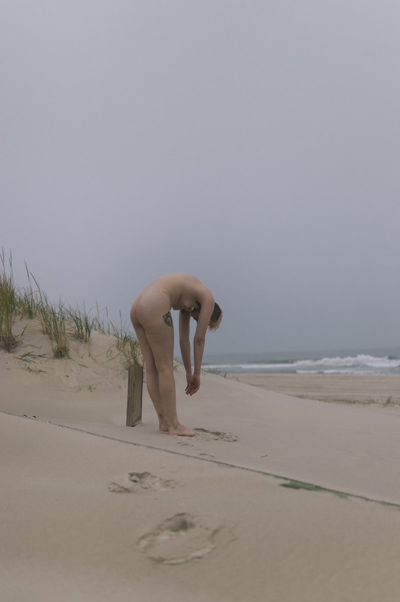 dreaapelletier's tweet photo. With @chasingrobyn on insta 

#beachmodel #photooftheday #thisispartofmystory #growingpains #magichumans #illseeyouinmydreams https://t.co/nxm91ePvXv