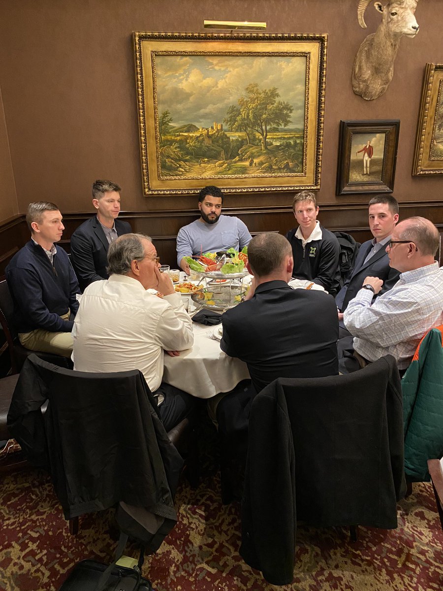 samrecover's tweet photo. Great time discussing how #sam treatments are helping heal #NFL injuries faster with the @Colts @Ravens @packers @nyjets yesterday during #pfats2020 https://t.co/jaTcimOHFw