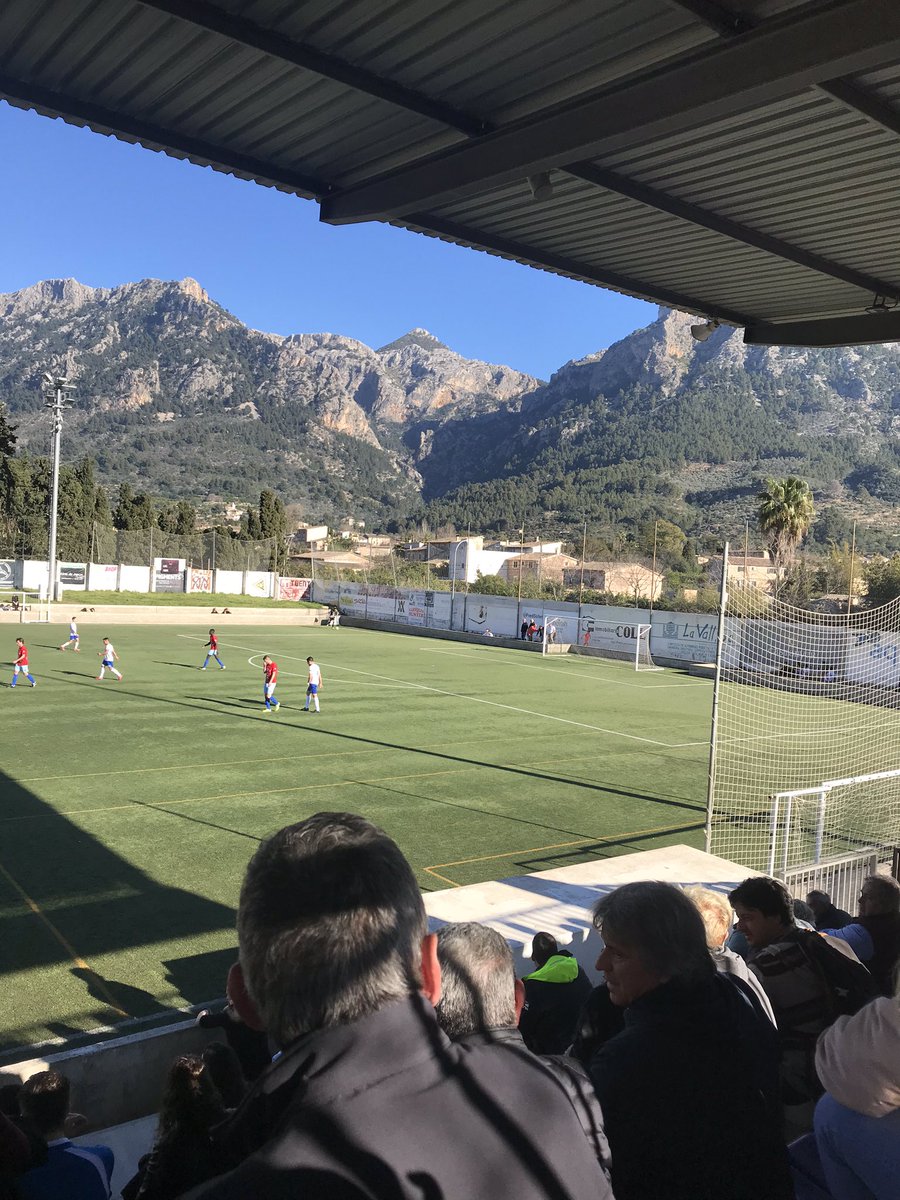 MeighanToby's tweet photo. @CF_Soller vs @SDPortmany (4:0)
Tercera división grupo 11
Saturday 23rd February https://t.co/kDvwUhFCEJ