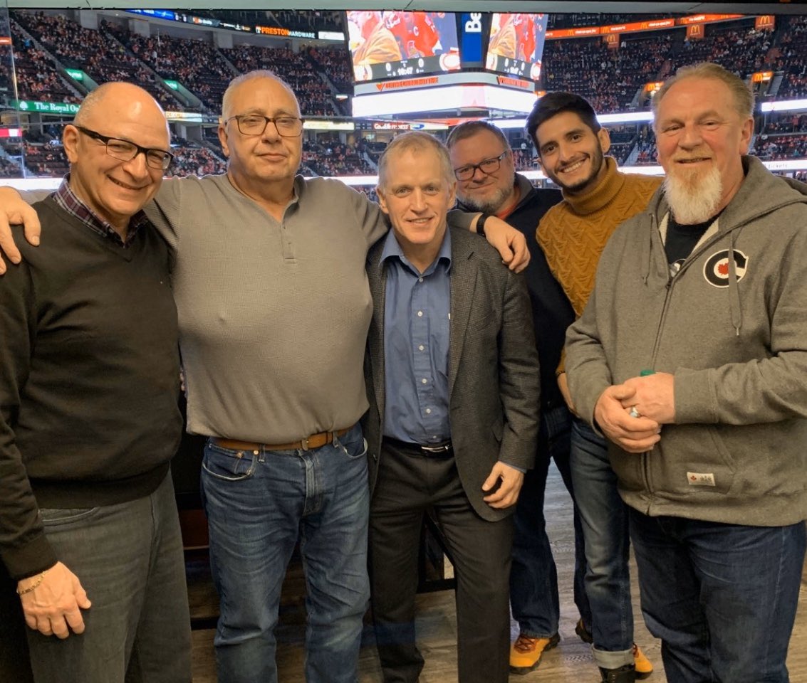 Hyperline tweet media