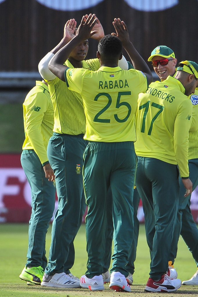 What 👏 a 👏day👏❗️ Thank you #Proteas 💚💛🇿🇦🔥🏏.