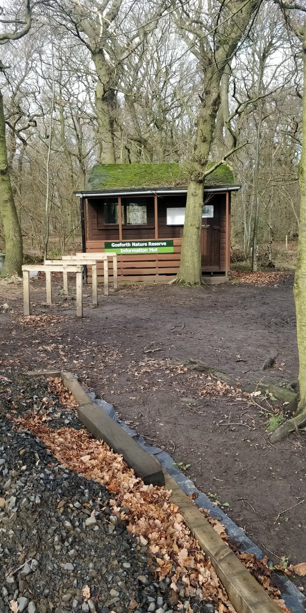 alice_watson14's tweet photo. Amazing day at @NEE_Naturalist as part of @RedSquirrelsUtd Red Squirrel Knowledge Fair. Saw no squirrels but met passionate volunteers, saw long-tailed tits and my first ever bullfinch. #redSquirrelGirl https://t.co/aMhq7ujenU