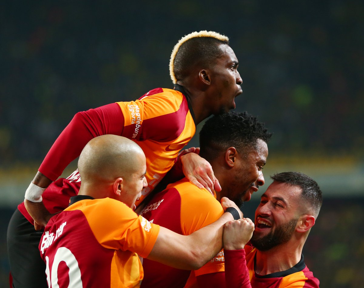 KADIKÖY'Ü FETHETTİK!

⚽️Ryaaaannnn Dooonkkk
⚽️Raaadameel Falcaaaoo
⚽️Henryyyy Onyekuruuuu