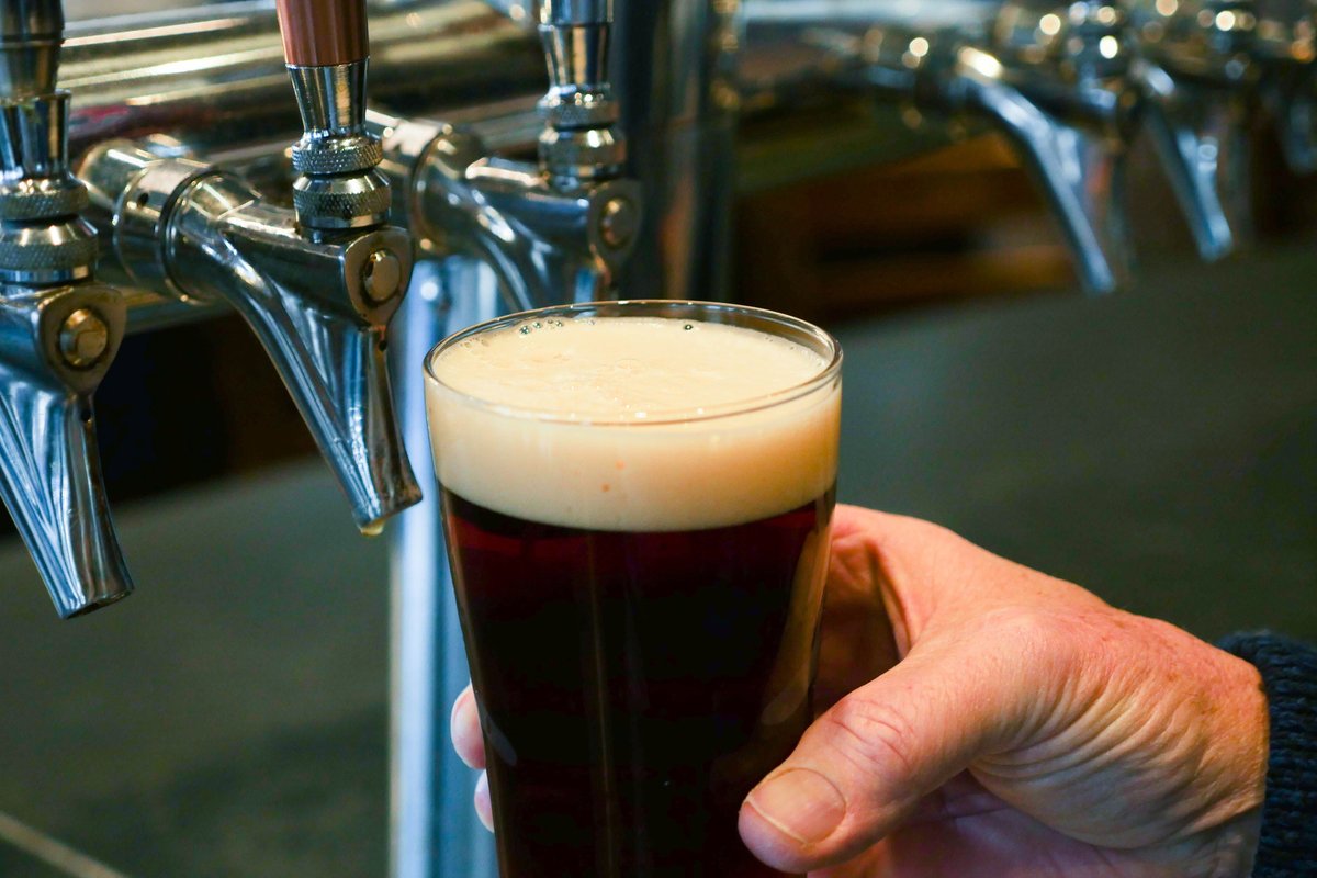 GenosGrille's tweet photo. Beer is made from hops. Hops are plants. Therefore, beer is a salad....right?!? https://t.co/c5AI0WSoEI