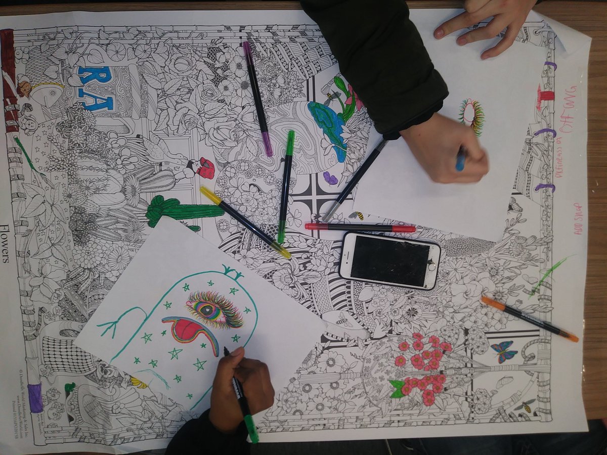 Proof_2ourYouth's tweet photo. These last 2 weeks we have been introducing ourselves this week at Bernie Morelli Rec Center Twister and A Movie there will be popcorn see you there ...youth groups are welcome to share its important we show our youth where all these programs are offfered too them
#GPTOY2020 https://t.co/KEZcjSKCY0
