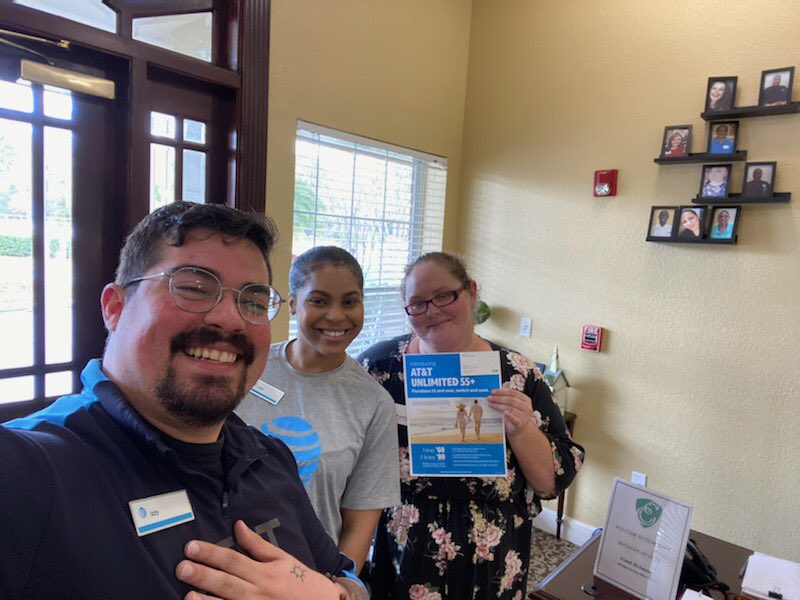 FryeATT's tweet image. My team knows that the only way to service the community is to go out and BE WITH the community! Thanks  Elmcroft Of Carrollwood for having us! We are here for you whenever you need us!