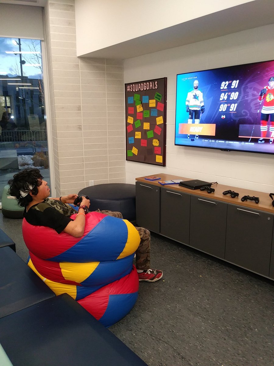 Proof_2ourYouth's tweet photo. These last 2 weeks we have been introducing ourselves this week at Bernie Morelli Rec Center Twister and A Movie there will be popcorn see you there ...youth groups are welcome to share its important we show our youth where all these programs are offfered too them
#GPTOY2020 https://t.co/KEZcjSKCY0