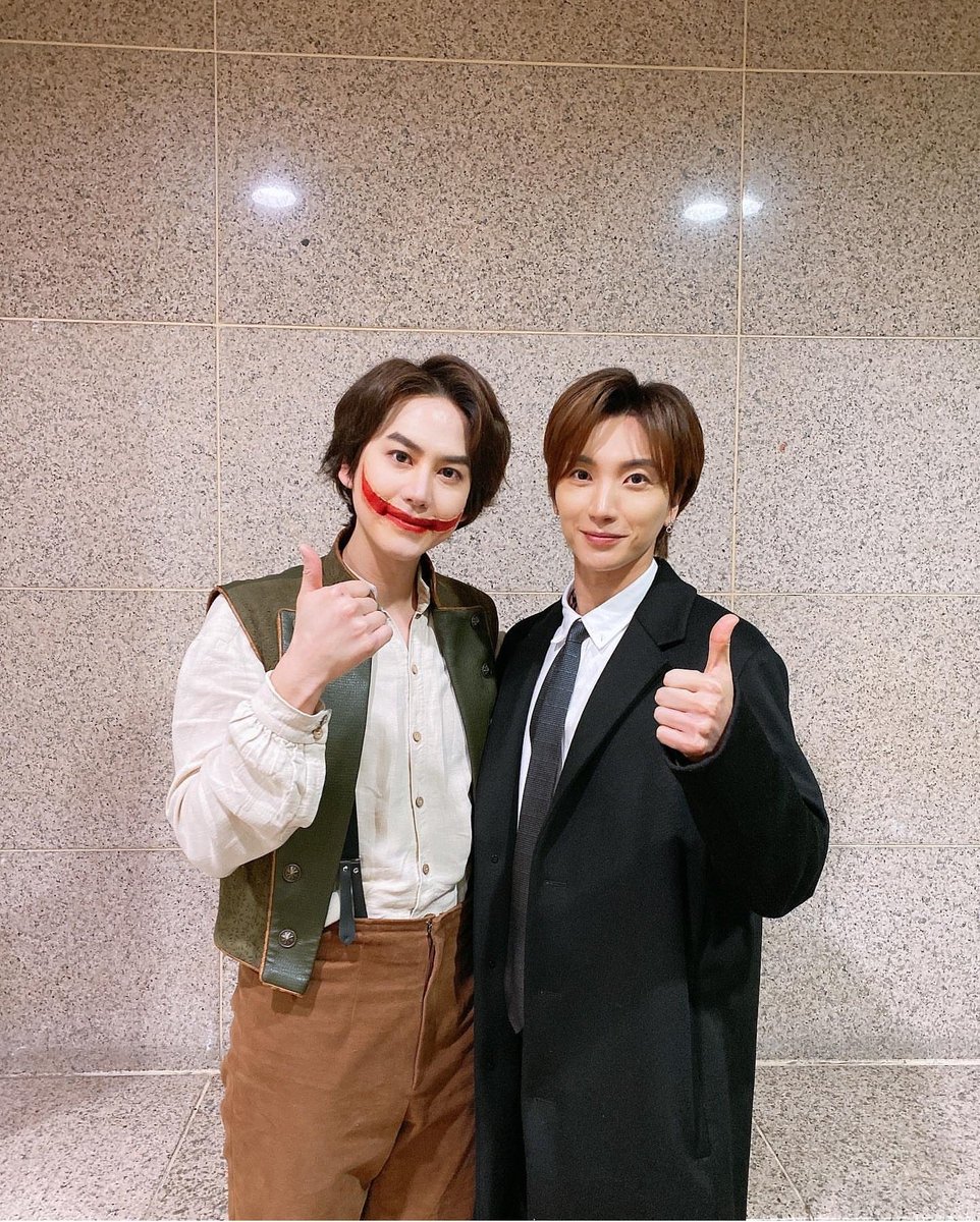 GaamersArg's tweet photo. {FOTOS} 230220 Instagram de #Leeteuk - Con #Kyuhyun 💜

Cr: xxteukxx

@SJofficial #SUPERJUNIOR https://t.co/CfVSSBlzJt