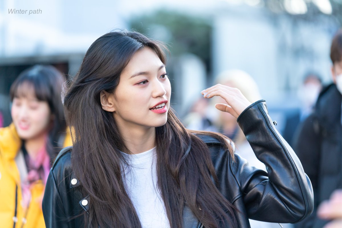 k_Winter_path's tweet photo. 200223 인기가요 

#WekiMeki #위키미키 
#ウィキミキ 
#도연 #Doyeon #ドヨン
@WekiMeki https://t.co/q489zXwIWE