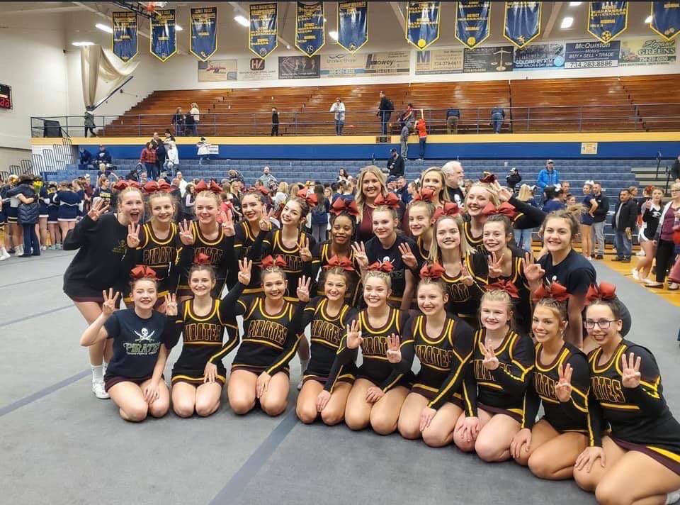 rvccpirates's tweet image. YOUR LADY PIRATES MADE HISTORY YESTERDAY!!!!!! They placed 3rd at the district finals and will be advancing to REGIONALS for the first time in over 20 years!!! The heart and soul these ladies left on the mat was indescribable. THIS. IS. RIVERVIEW. #1OF4 #SINKORSWIM ❤️🏴‍☠️💛