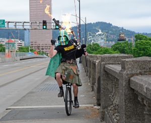 Hello Fans, friends and doughnut Fiend"s.

Come see <a href="/TheUnipiper/">The Unipiper</a>
Joe V from KPTV Fox12 will broadcast from <a href="/donutorama/">Donut O Rama</a>
 7am-9am
Tuesday (02/25/20)

#donutyouwantmebaby

#wedonutgiveup

on the go Joe from KPTV 12 will be broadcasting from donutorama between 7am-9am.