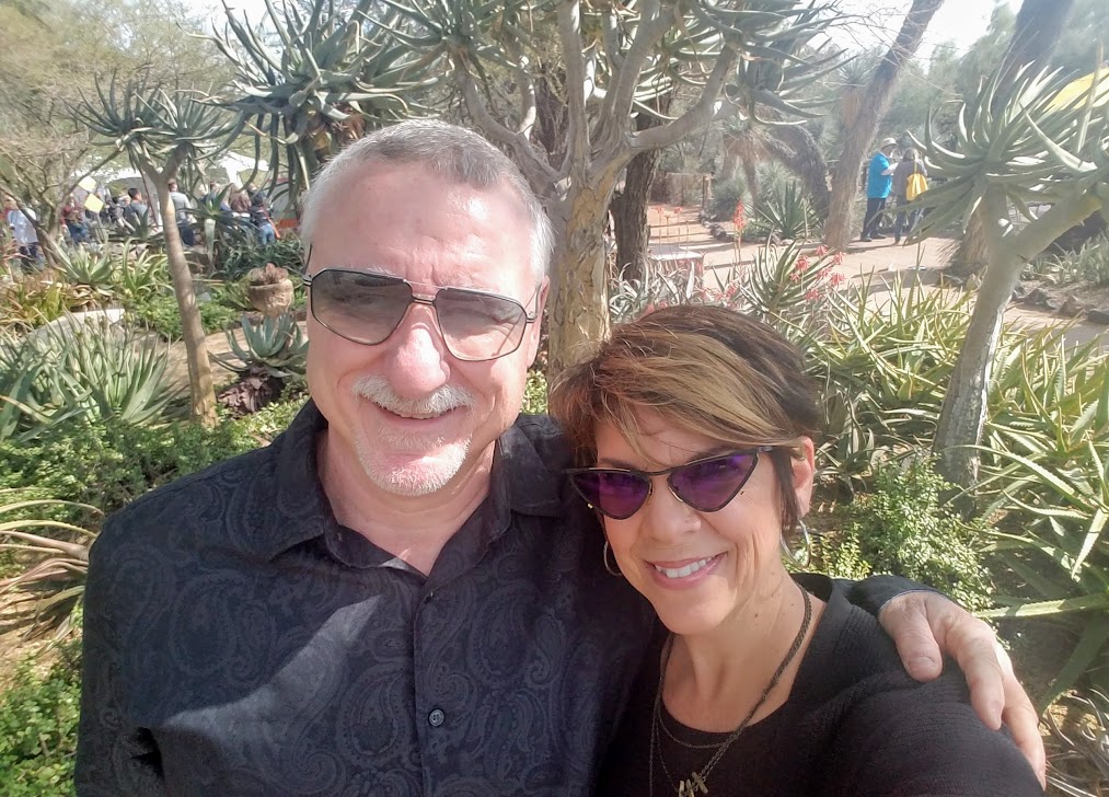 musicloverchick's tweet image. Today was our first time ever at #DevourPhoenix, what an awesome event and besides all of the spirits and awesome food, being held at the Phoenix Desert Botanical Garden @dbgphx made it perfect.