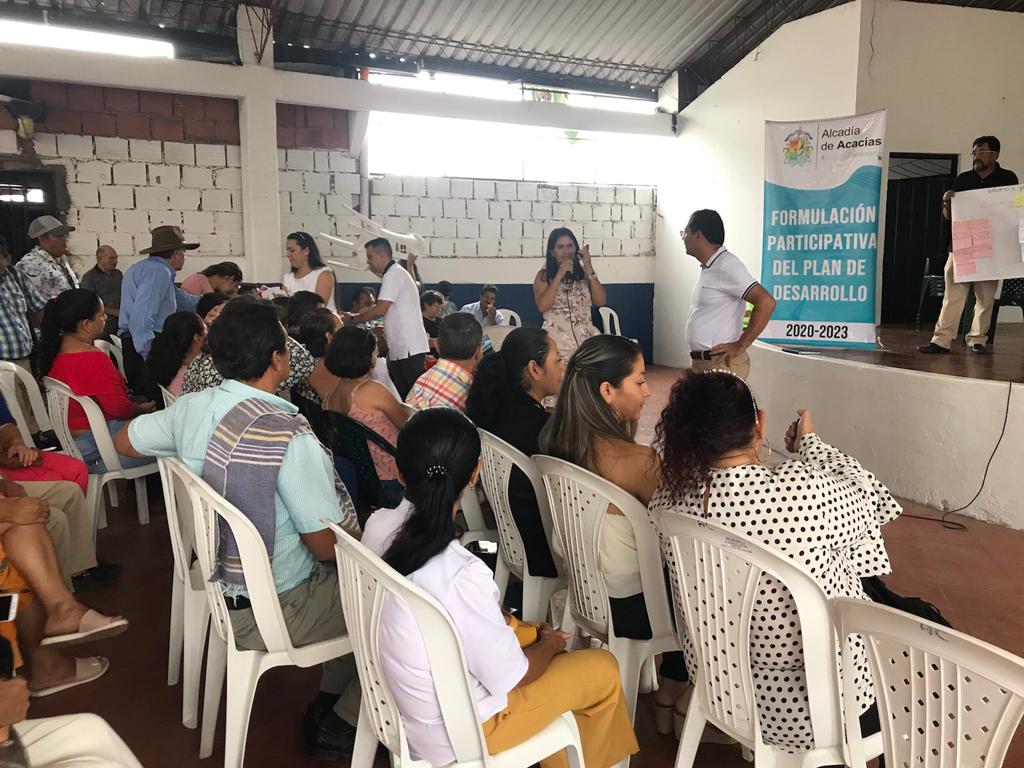 OscarJavolarte's tweet photo. Presidentes JAC Acacias con @UniversidadUNAD en mesas Participativas ante la Formulacion Nuevo plan de Desarrollo Municipal. Acacias Si Camina 2020- 2023, liderado de #CEADAcacias. https://t.co/STmldWb8J3