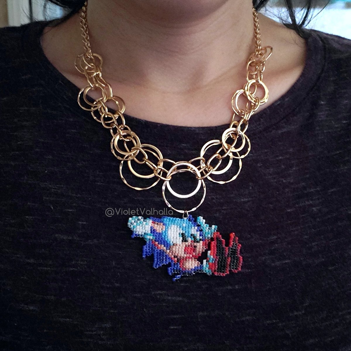 VioletValhalla's tweet image. I bought this necklace SPECIFICALLY for this #SonictheHedgehog charm. I used the #SonicMania sprite which is HUGE, btw! This necklace is so silly! 😆 @sonic_hedgehog
#charms #jewelry #sonic #sega