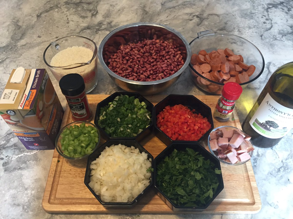rd5742's tweet photo. Because it’s Mardi Gras..... Red beans &amp; Rice from Stratch....❤️ https://t.co/WeMFpiH4SR
