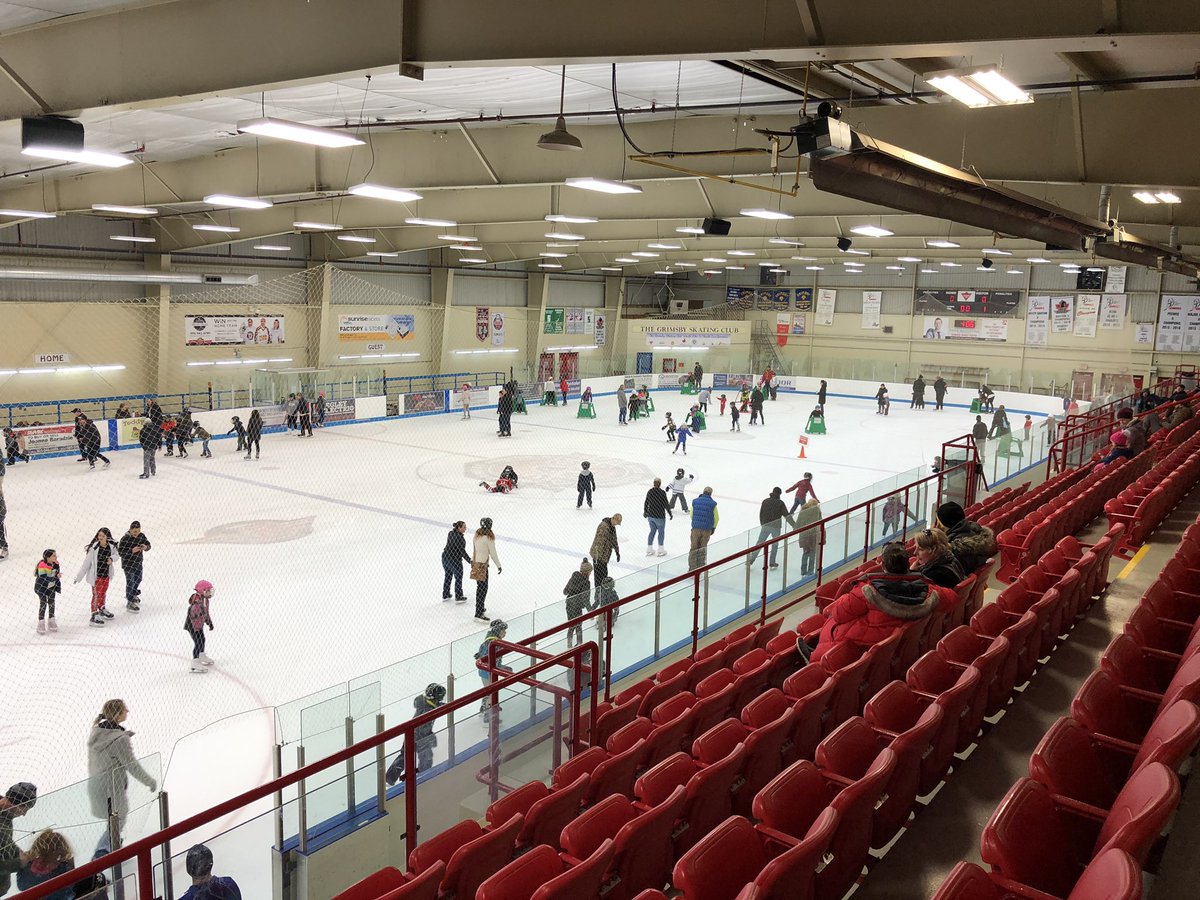 1stNorthGrimsby's tweet photo. Great end to #ScoutGuideWeek with a sponsored skate and potluck supper. @scoutscanada @bfcouncil #ScoutsDoStuff https://t.co/Y3XcfFE1br