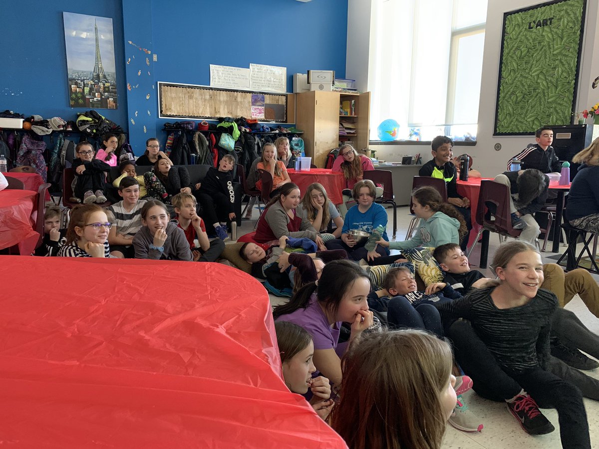 Mme_Pilon's tweet photo. Our classroom @alcdsb_mich turned into a French cinema for the grand release of students’ stop motion animation videos in which they have written and produced #alcdsbfsl https://t.co/8ngkDTP72W