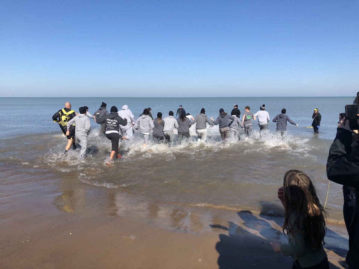 So proud of the Oak Park and River Forest community participating in the Polar Plunge raising over $40,000 for Special Olympics. District 97 was well represented!  #weareD97 #gottabeD97 #morephotostocome