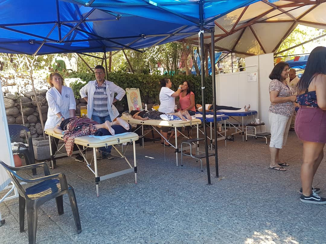 RadioChilena's tweet photo. Zona saludable anotate y ven a vivir la experiencia acá en @WomadChile

#Acupuntura #Floresdebach #Yoga #Naturopatia #Acupuntura #Quiropraxia #Reiki https://t.co/gWTOAvrqve
