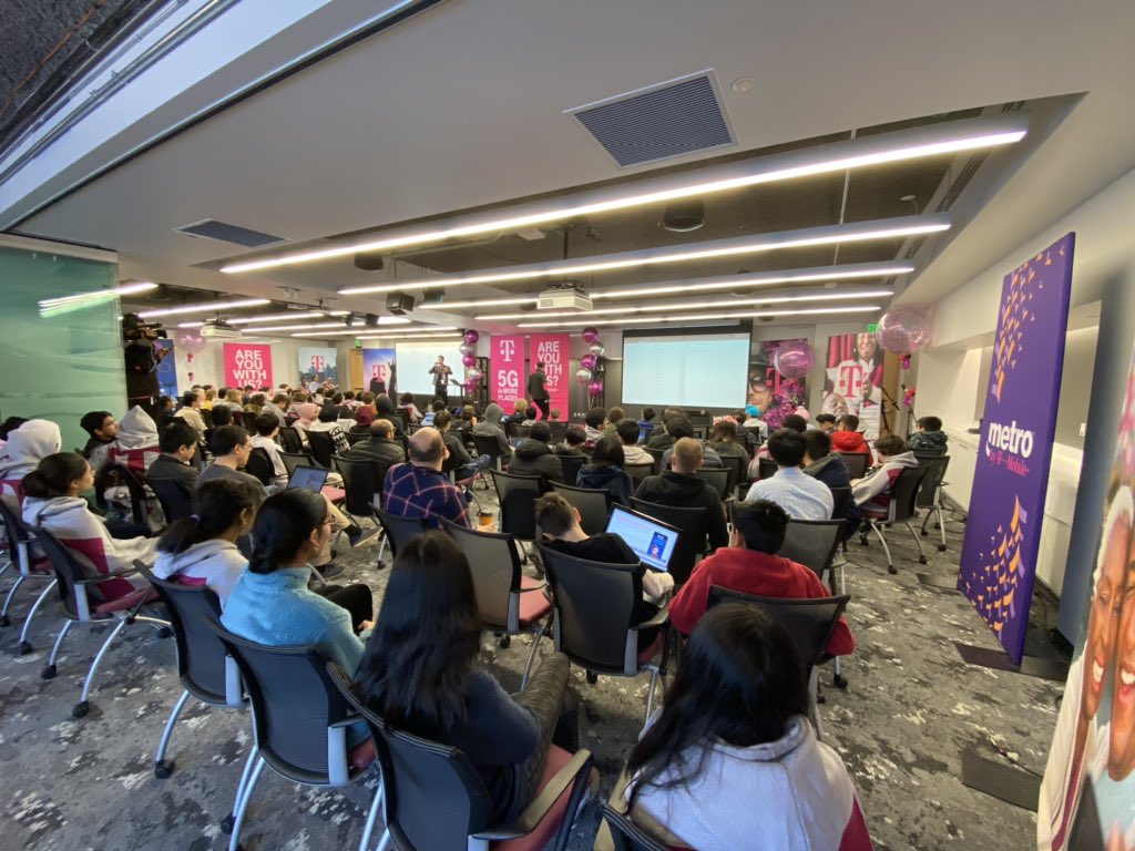 irvanization's tweet photo. Presentation time! Seriously blown away by the things that these kids were able to build in 24hours!!🤯🔥
#CodeDay #tmoTech https://t.co/FijG1JqvOB
